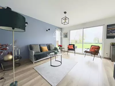 Maison, 196 m²