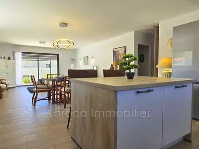 Maison, 93 m²