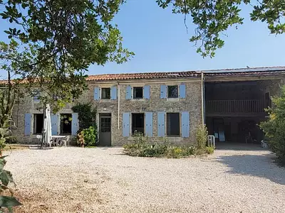 Maison, 230 m²
