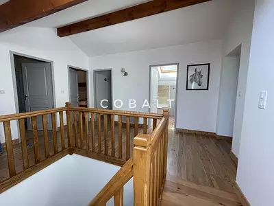 Maison, 235 m²