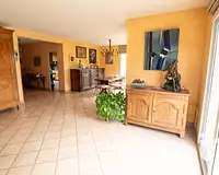 Maison, 225 m²