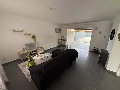 Maison, 99 m²