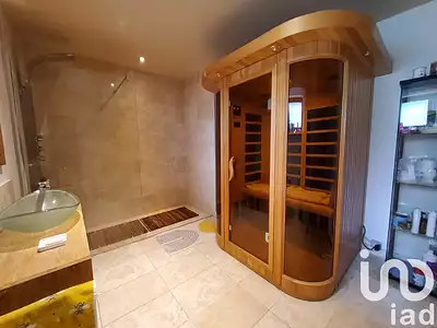 Maison, 219 m²