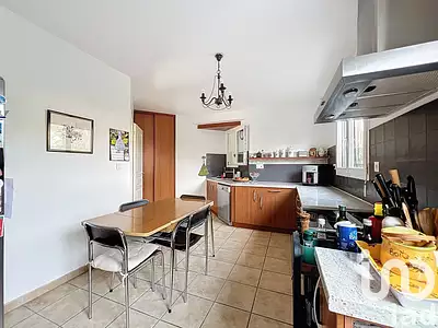 Maison, 166 m²