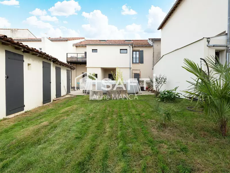 Maison, 234 m²