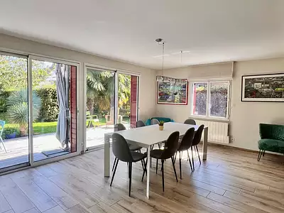 Maison, 176 m²