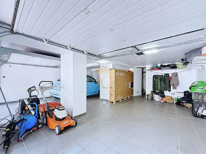 Maison, 400 m²