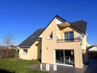 Maison, 235 m²