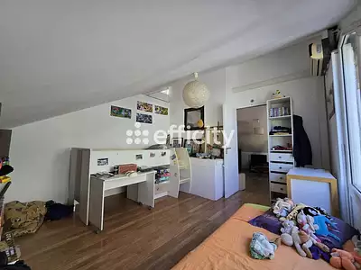 Maison, 170 m²