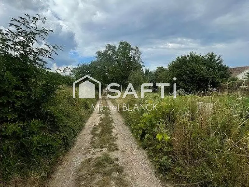 Terrain, 1 100 m²