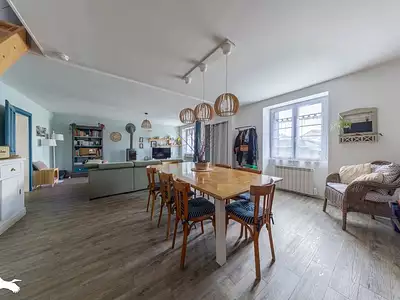 Maison, 162 m²