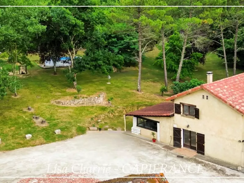 Maison, 164 m²