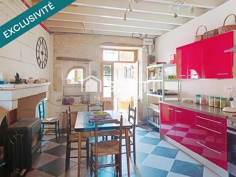 Maison, 220 m²