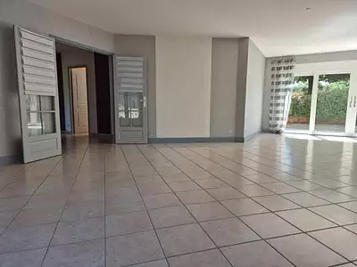 Maison, 226 m²