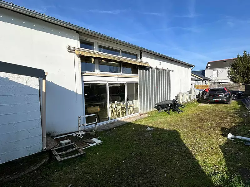 Divers, 352 m²
