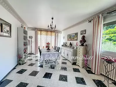 Maison, 145 m²