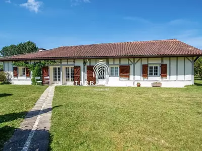 Maison, 240 m²