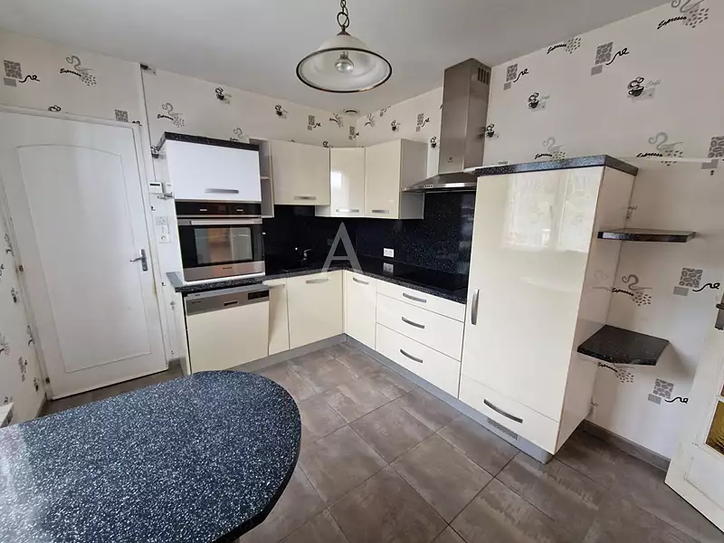 Maison, 82 m²