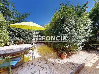 Maison, 248 m²