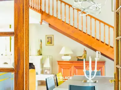 Maison, 230 m²
