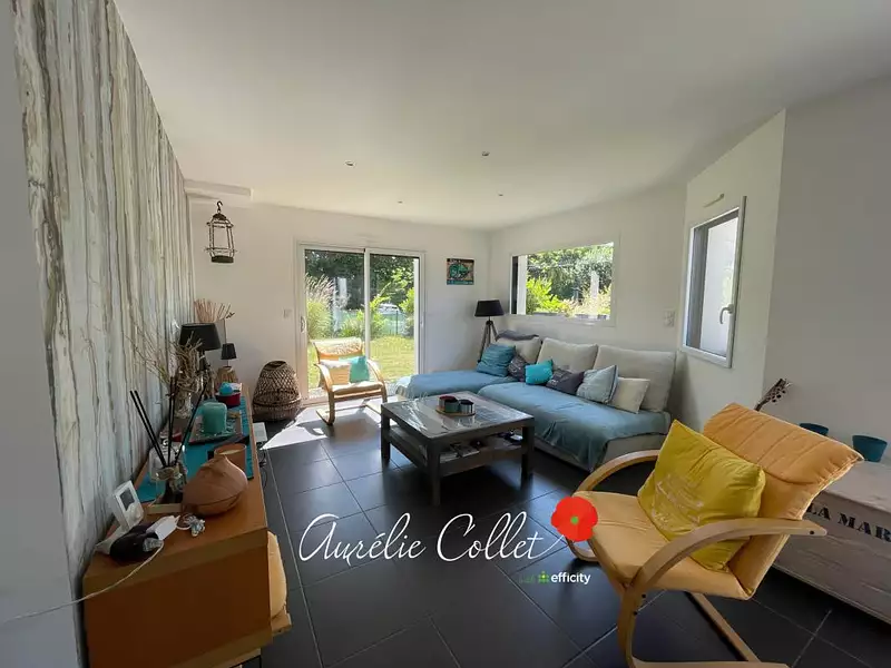 Maison, 112 m²