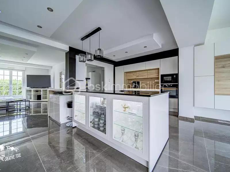 Maison, 161 m²
