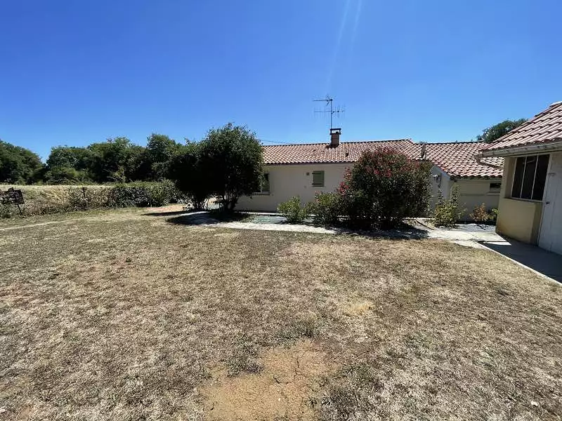 Maison, 94 m²