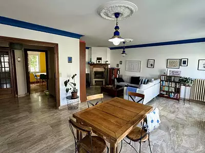Maison, 215 m²