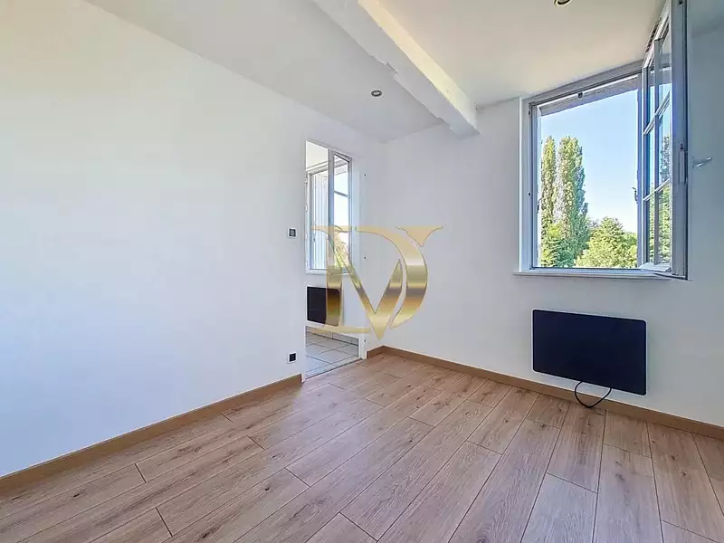 Immeuble, 84 m²