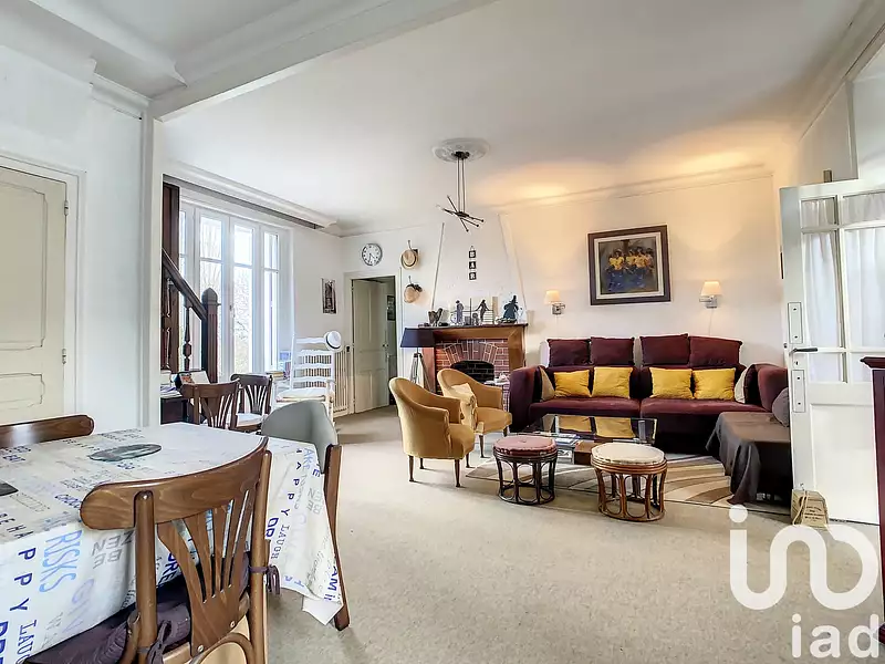 Maison, 163 m²