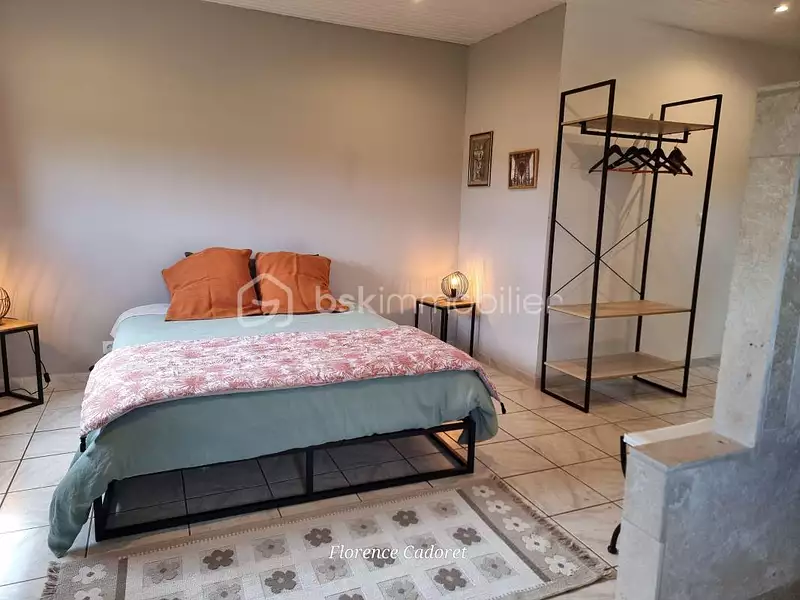 Maison, 239 m²