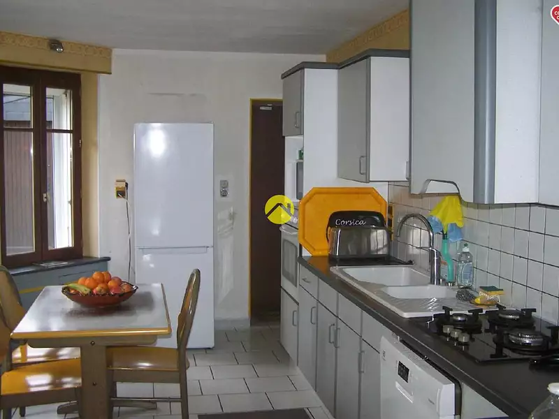 Maison, 170 m²
