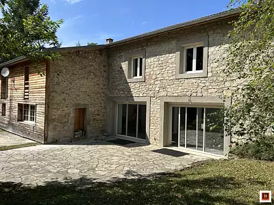 Maison, 195 m²