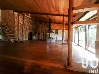 Maison, 210 m²
