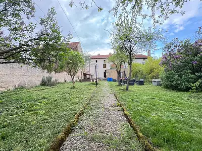 Immeuble, 272 m²