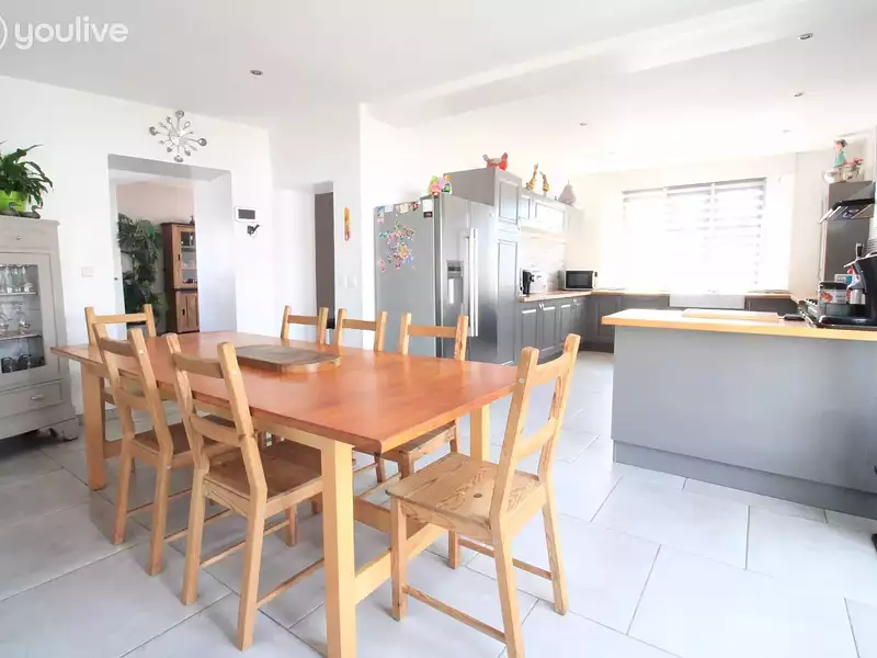 Maison, 201,5 m²