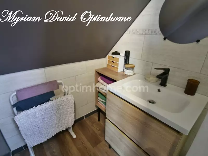 Immeuble, 182 m²