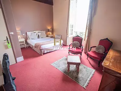 Maison, 324 m²