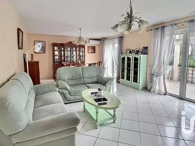 Maison, 167 m²