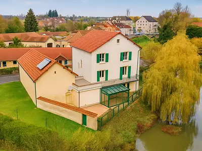 Maison, 240 m²