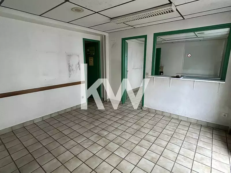 Divers, 423 m²