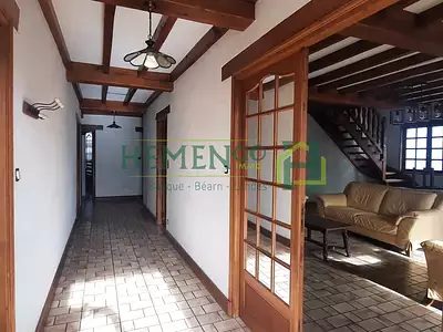 Maison, 167 m²