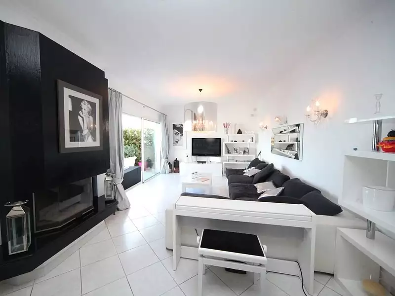 Maison, 457 m²