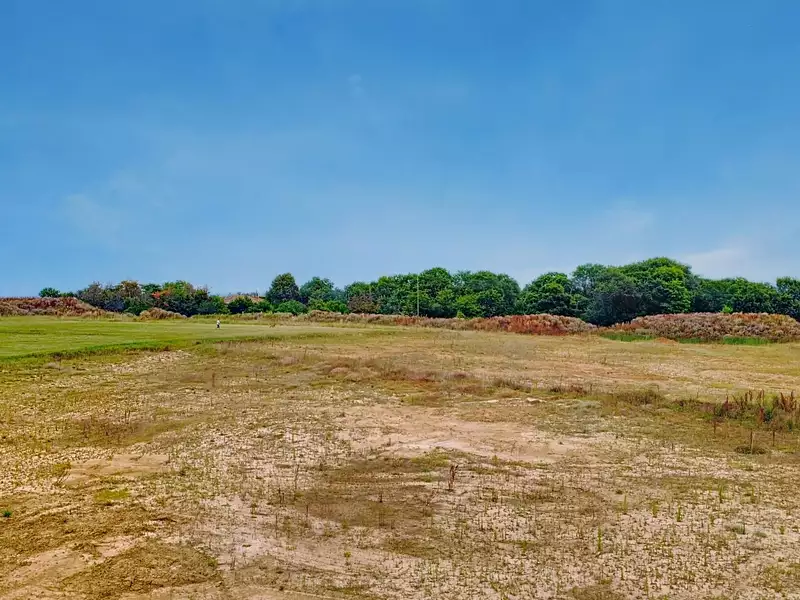 Terrain, 555 m²