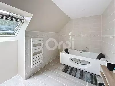 Maison, 234 m²