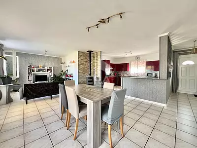 Maison, 99 m²