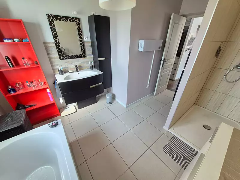 Maison, 101 m²
