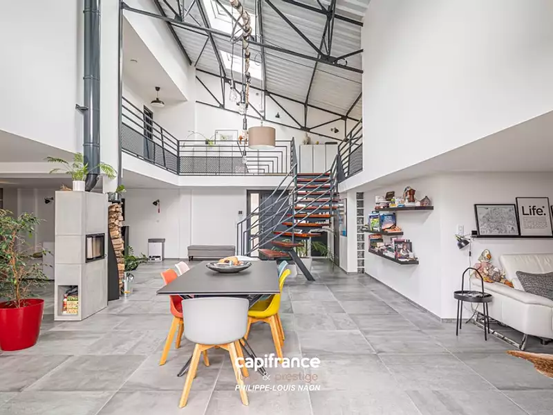 Maison, 257 m²