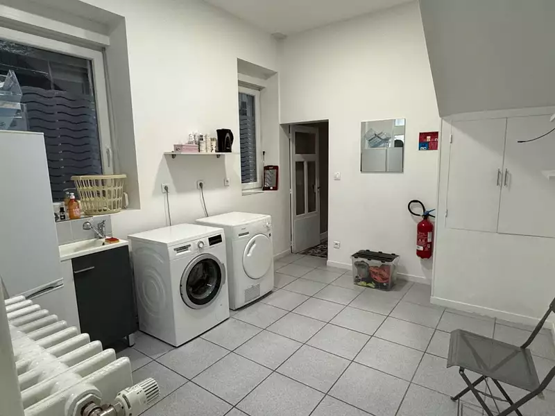 Immeuble, 160 m²