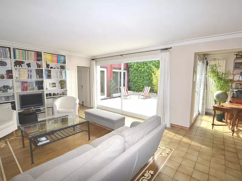 Maison, 230 m²